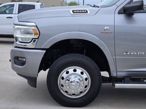 Used 2020 RAM 3500 Laramie AWD/4WD image 9