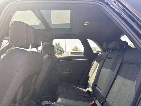 Used 2025 Audi Q3 2.0T Premium w/ Convenience Package AWD/4WD image 15