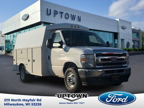 New 2026 Ford E-350 and Econoline 350 Super Duty w/ Power Equipment Group image 1
