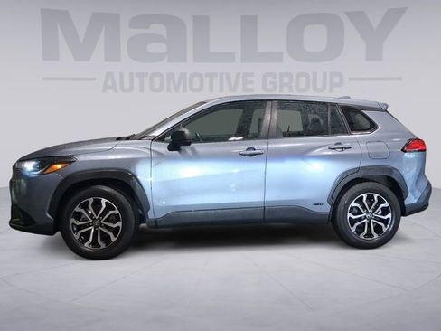 Used 2024 Toyota Corolla Cross AWD Hybrid image 2