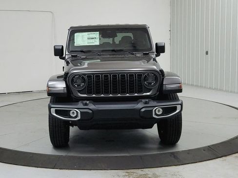 New 2026 Jeep Gladiator Sport AWD/4WD image 2