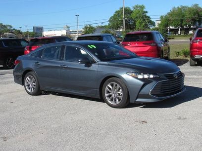 Used 2019 Toyota Avalon XLE