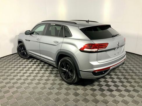 Used 2023 Volkswagen Atlas Cross Sport SEL R-Line AWD/4WD image 14