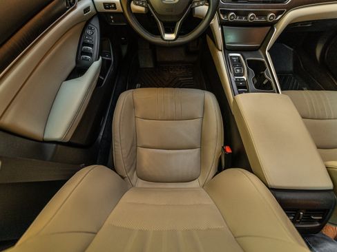 Used 2019 Honda Accord EX-L image 61