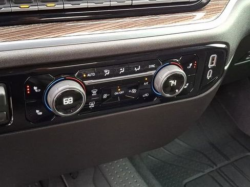 Used 2026 Chevrolet Silverado 2500 LT w/ Trail Boss Package image 11