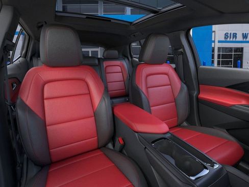 New 2026 Chevrolet Equinox EV RS image 17