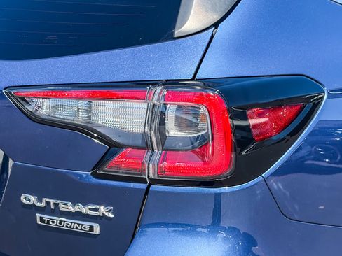 Used 2020 Subaru Outback Touring w/ Popular Package #2 AWD/4WD image 6