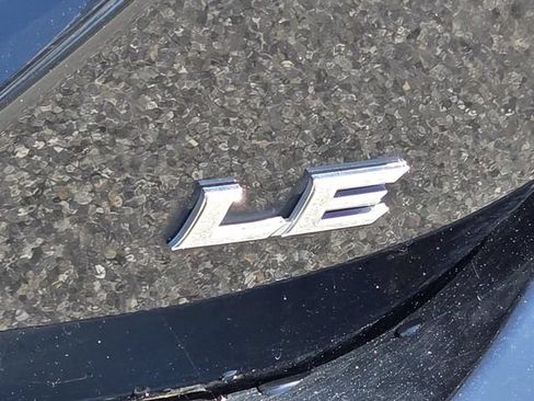 Used 2022 Toyota Camry LE FWD image 25