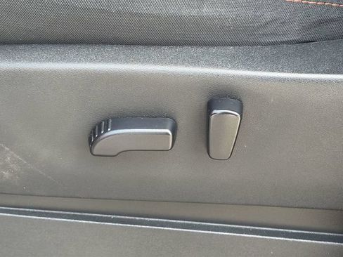 Used 2022 Nissan Frontier Pro-X RWD image 22