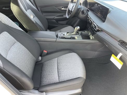 New 2026 Nissan Sentra SV w/ SV Convenience Package image 12