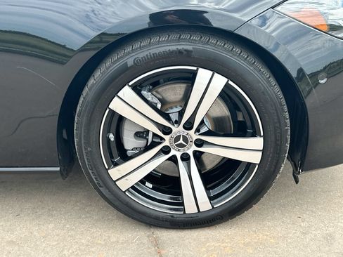 Used 2025 Mercedes-Benz C 300 4MATIC Sedan image 10