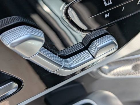 Used 2026 Mercedes-Benz GLC 300 image 21