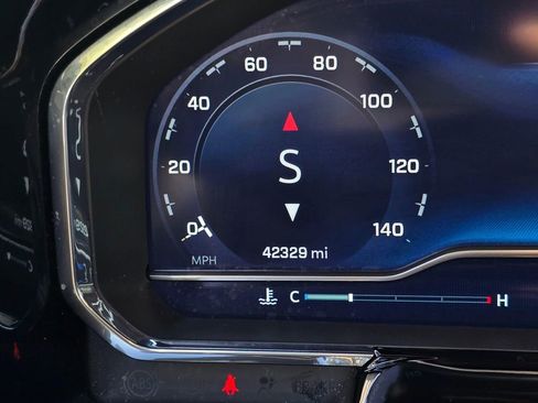 Used 2022 Chevrolet Silverado 1500 LT image 27