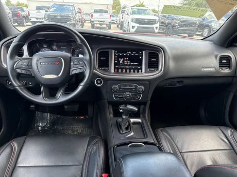 Used 2017 Dodge Charger R/T w/ Blacktop Package RWD image 5
