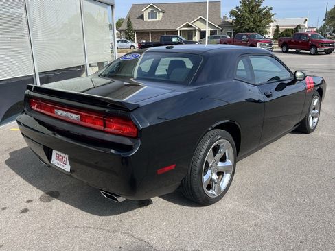 Used 2012 Dodge Challenger R/T Plus image 7
