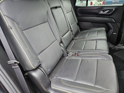 Used 2024 GMC Yukon SLT AWD/4WD image 27