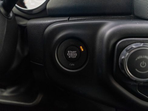 Used 2023 Jeep Wrangler Unlimited Sahara w/ Safety Group AWD/4WD image 24