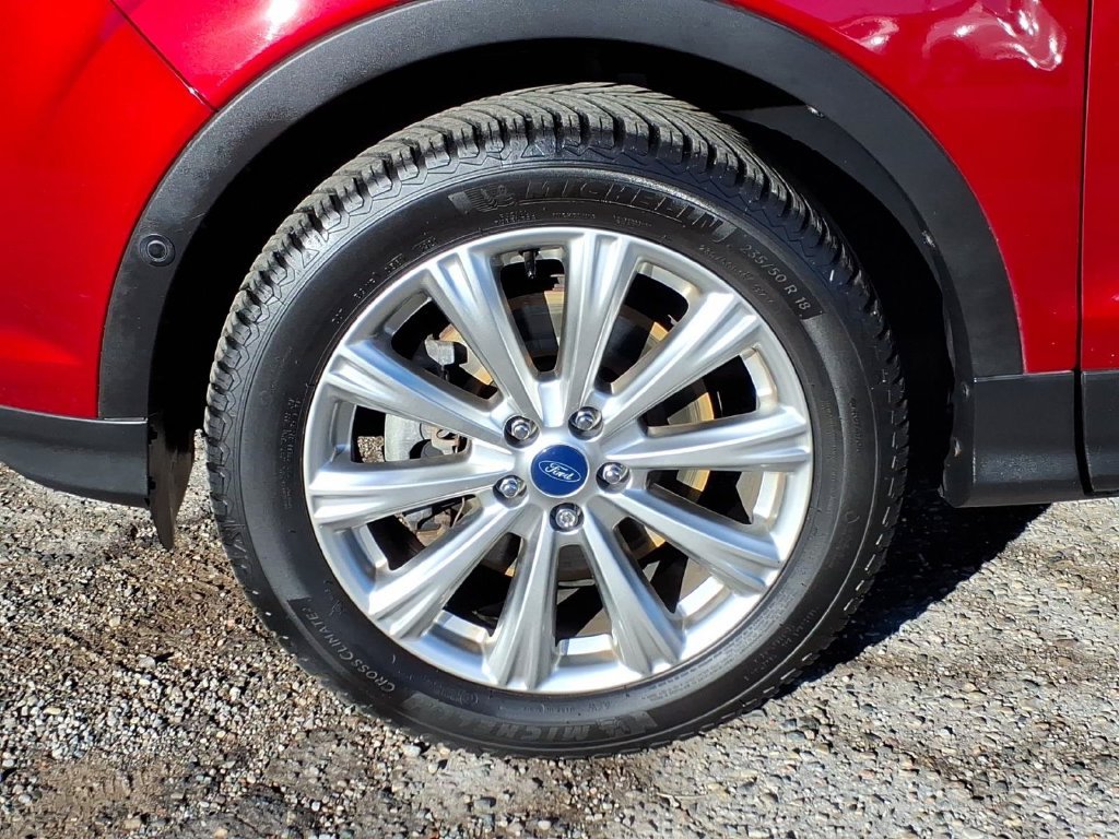 Used 2018 Ford Escape Titanium AWD/4WD image 9