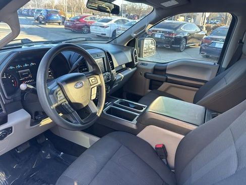 Used 2017 Ford F150 XL w/ Equipment Group 101A Mid image 15