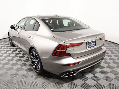 Used 2019 Volvo S60 T8 R-Design AWD/4WD image 4