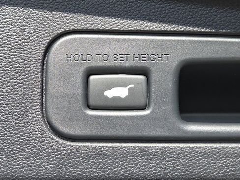 Used 2023 Acura MDX SH-AWD w/ Technology Package image 34