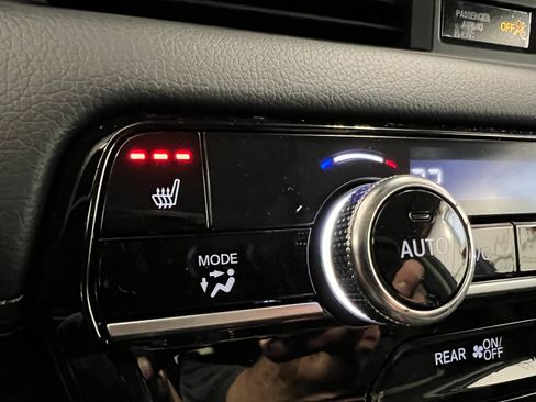 New 2025 Honda Pilot EX-L image 24