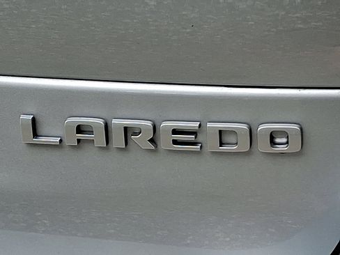 New 2025 Jeep Grand Cherokee L Laredo w/ Luxury Tech Group I image 17