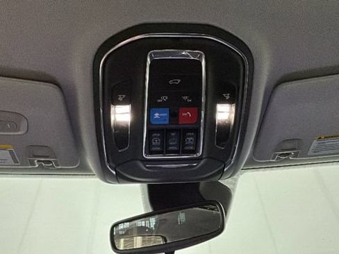 Used 2023 Jeep Grand Cherokee 4WD 4xe image 25