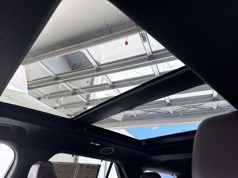 Used 2022 Ford Explorer Platinum w/ Equipment Group 601A image 41