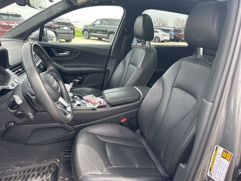 Used 2018 Audi Q7 3.0T Prestige image 10