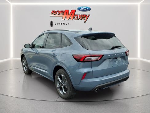 Used 2024 Ford Escape ST-Line w/ Tech Pack #1 AWD/4WD image 6