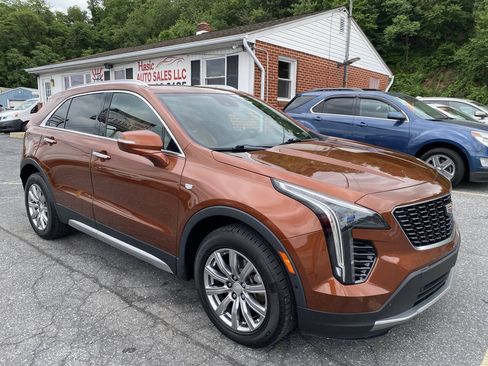 Used 2019 Cadillac XT4 Premium Luxury AWD/4WD image 3