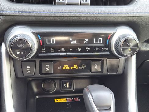 Used 2024 Toyota RAV4 XSE w/ Advanced Technology Package image 21