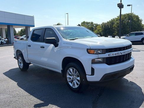 Used 2022 Chevrolet Silverado 1500 Custom AWD/4WD image 7