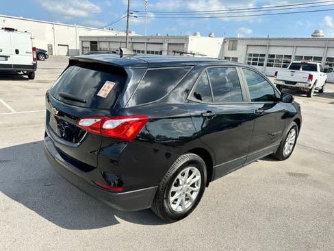 Used 2021 Chevrolet Equinox LS w/ LS Convenience Package FWD image 15