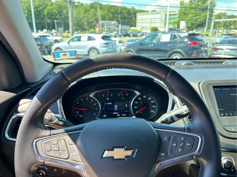 Certified 2020 Chevrolet Equinox LT AWD/4WD image 10