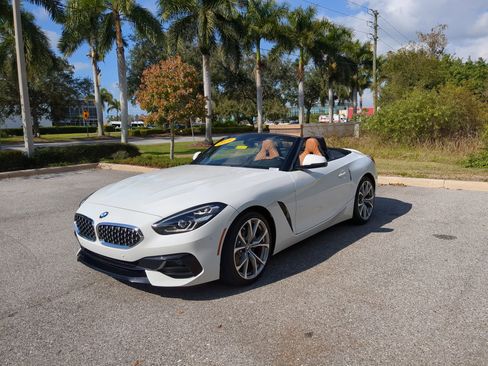 Used 2019 BMW Z4 sDrive30i w/ Executive Package image 8
