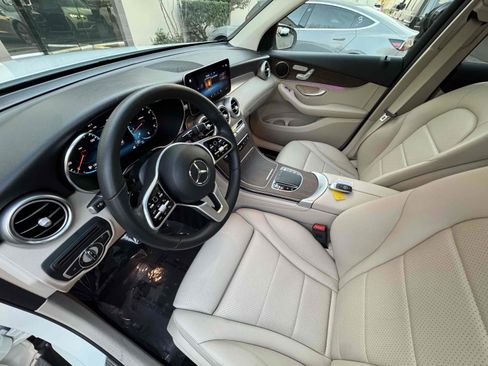 Used 2022 Mercedes-Benz GLC 300 w/ Premium Package Lite image 82