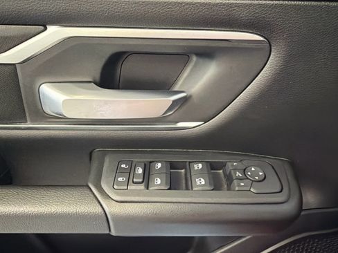 Used 2025 RAM 1500 Big Horn RWD image 15