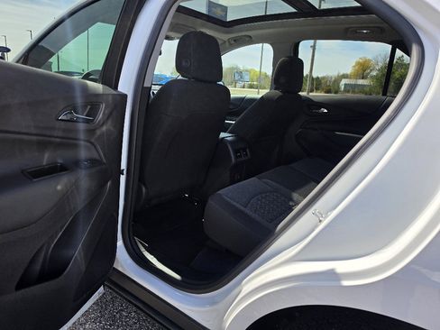 Used 2024 Chevrolet Equinox LT AWD/4WD image 5