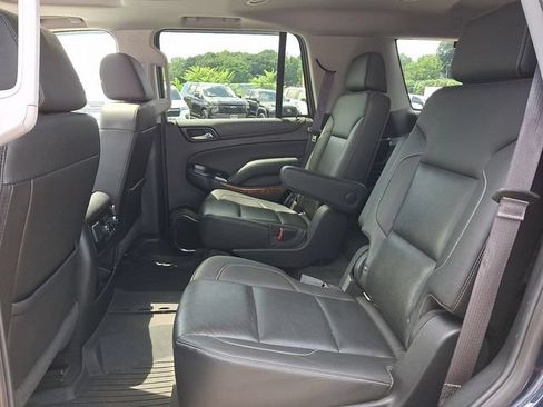 Used 2017 Chevrolet Tahoe Premier AWD/4WD image 18