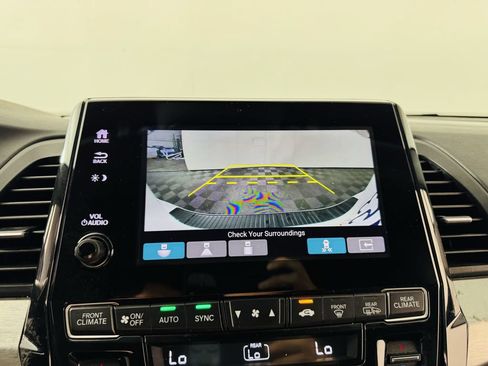 Used 2023 Honda Odyssey Touring image 17