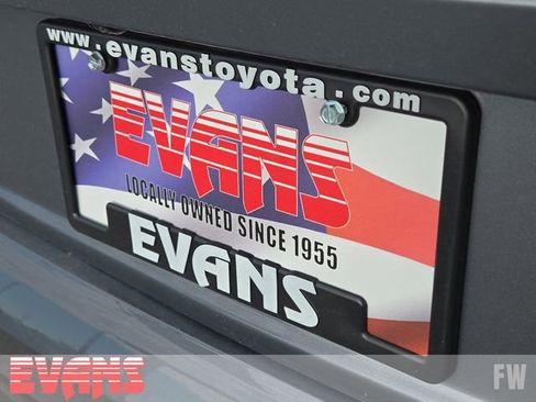 Used 2023 Toyota Corolla LE image 28