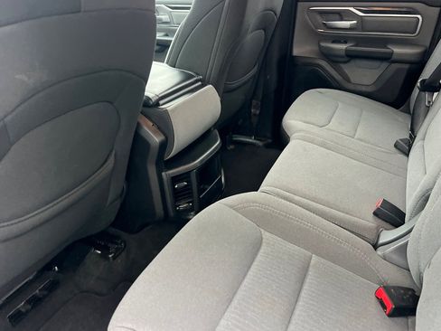 Used 2019 RAM 1500 Big Horn image 12