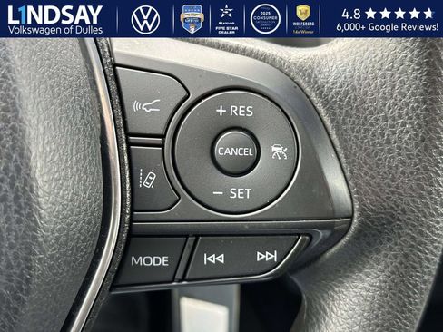 Used 2019 Toyota Camry LE image 20