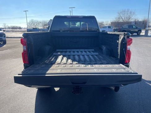 Used 2020 Chevrolet Silverado 2500 LTZ w/ LTZ Convenience Package image 14