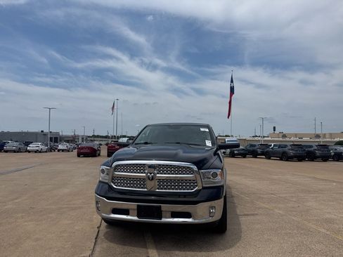 Used 2015 RAM 1500 Laramie w/ Convenience Group AWD/4WD image 6