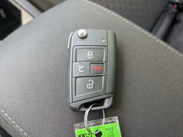 Used 2019 Volkswagen Tiguan S w/ Driver Assistance Package FWD image 28