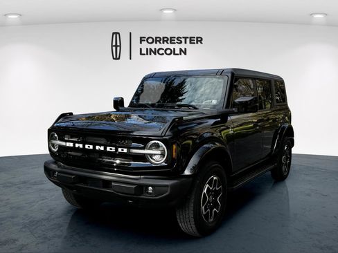 Used 2023 Ford Bronco Outer Banks image 12