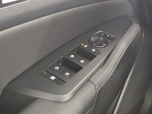 New 2026 Kia Sportage EX FWD image 15